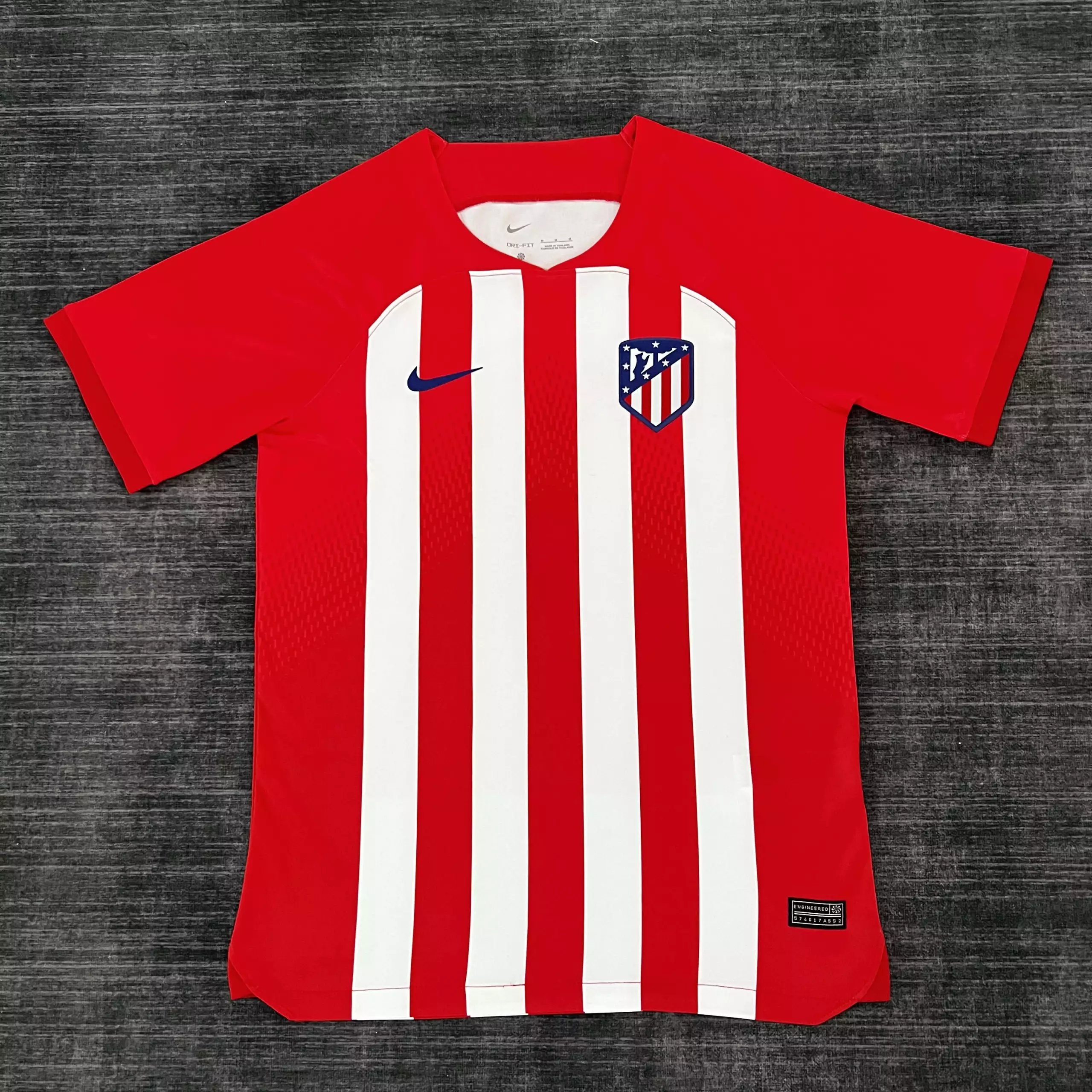 02 Red 006