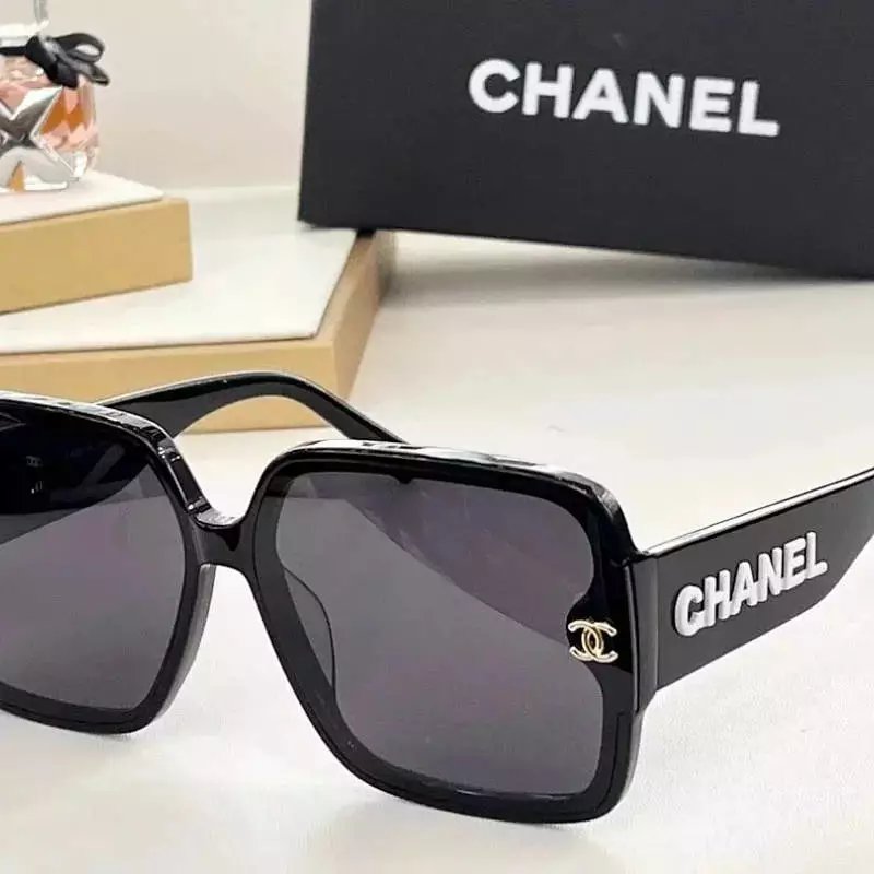 06 Black 006