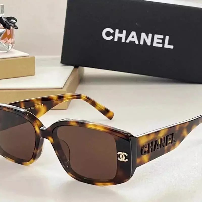 11 Brown 006