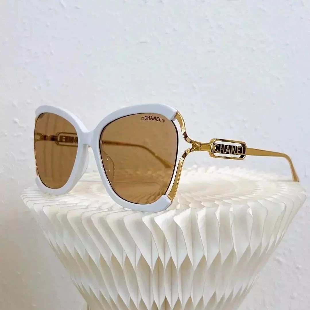 23 white 006