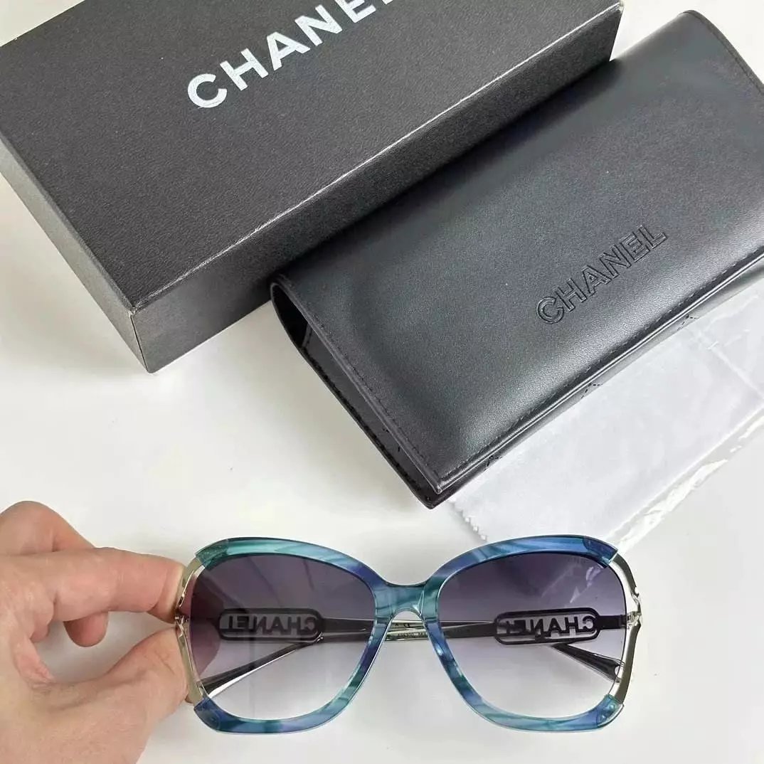 33 Blue 006