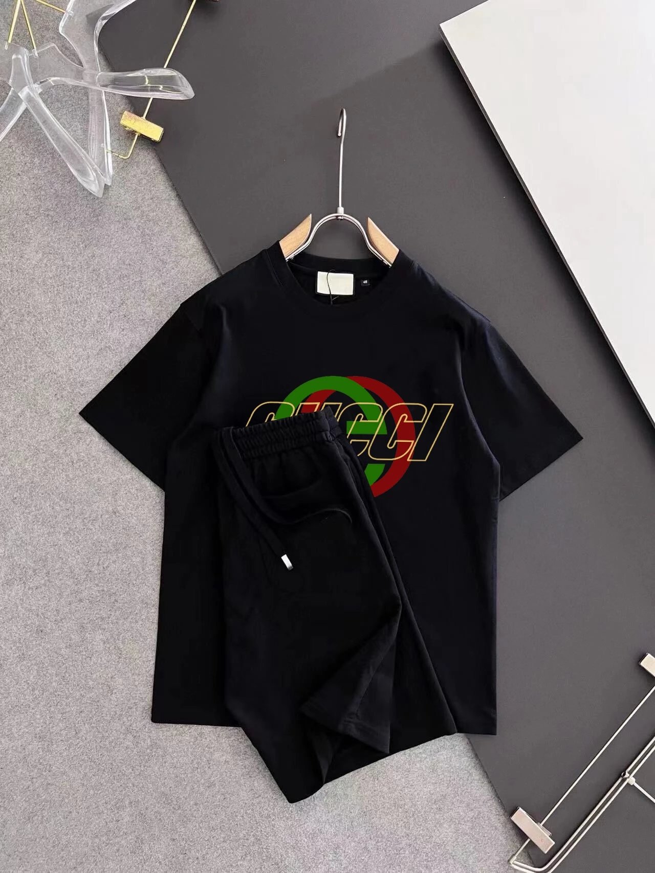 12 black