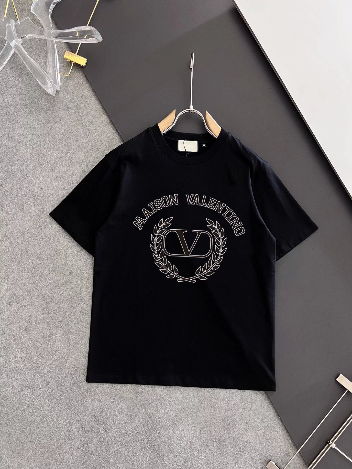 18 black