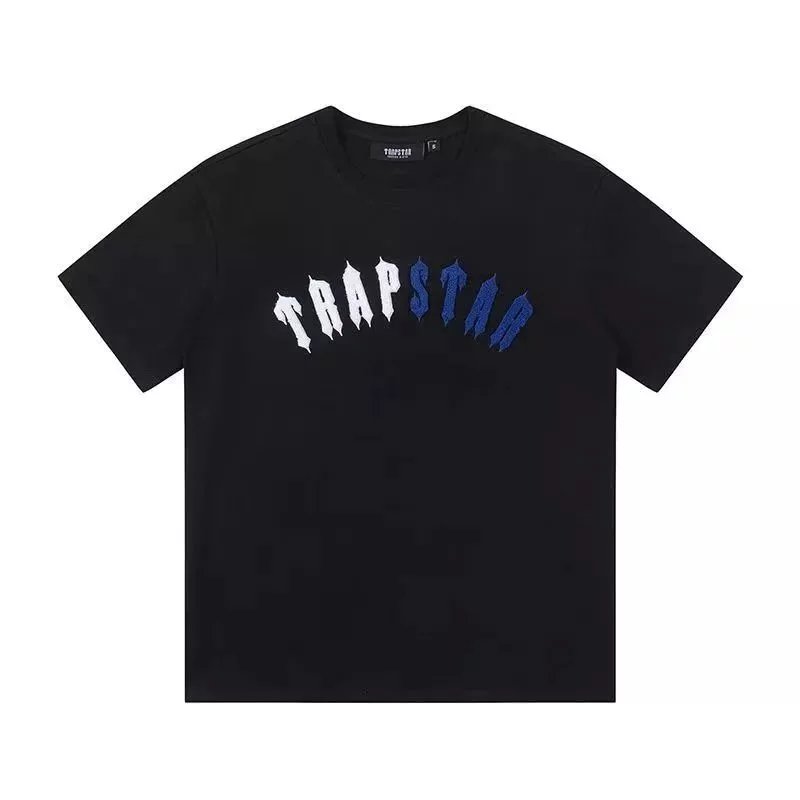 black blue and white embroidery 002