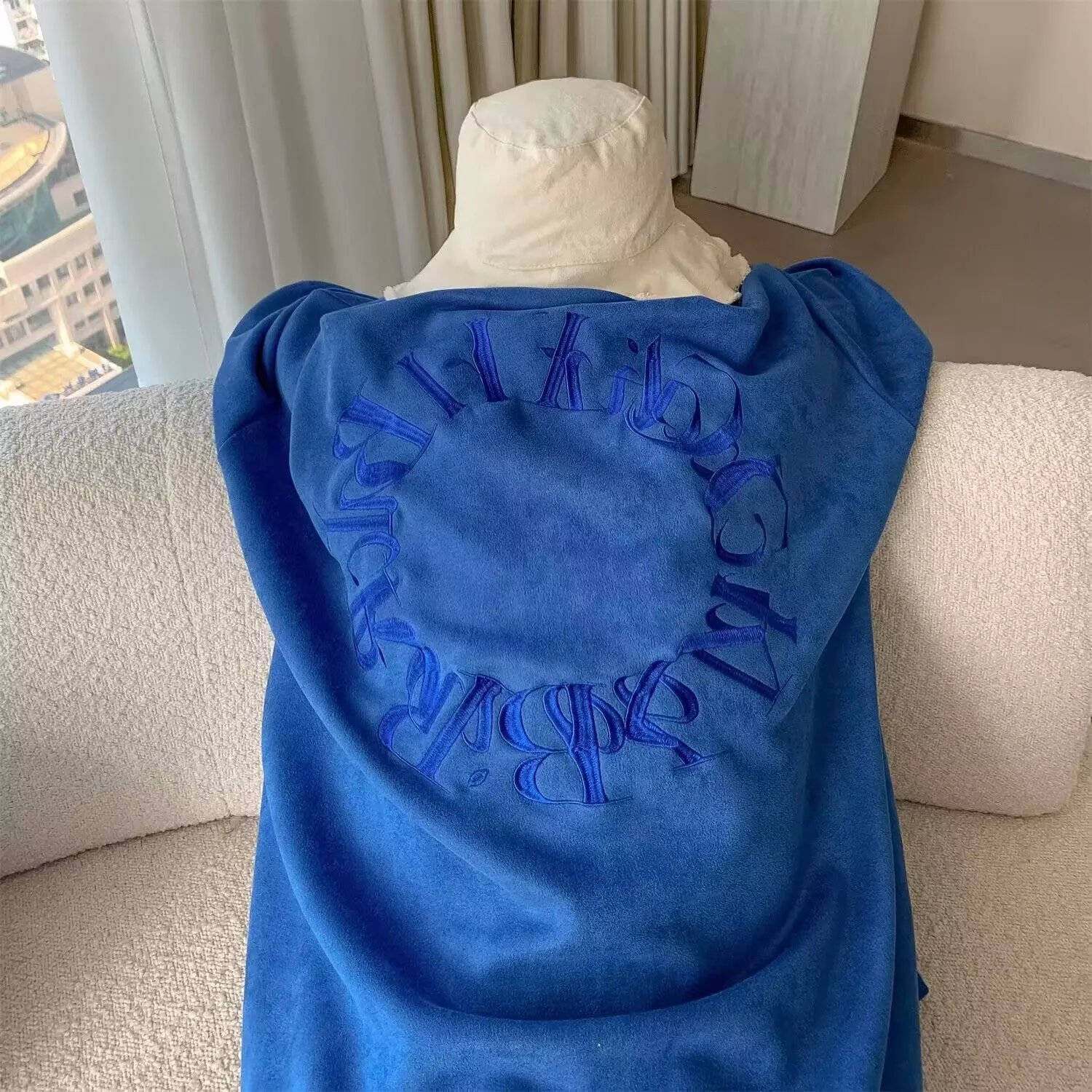 15 Blue 005