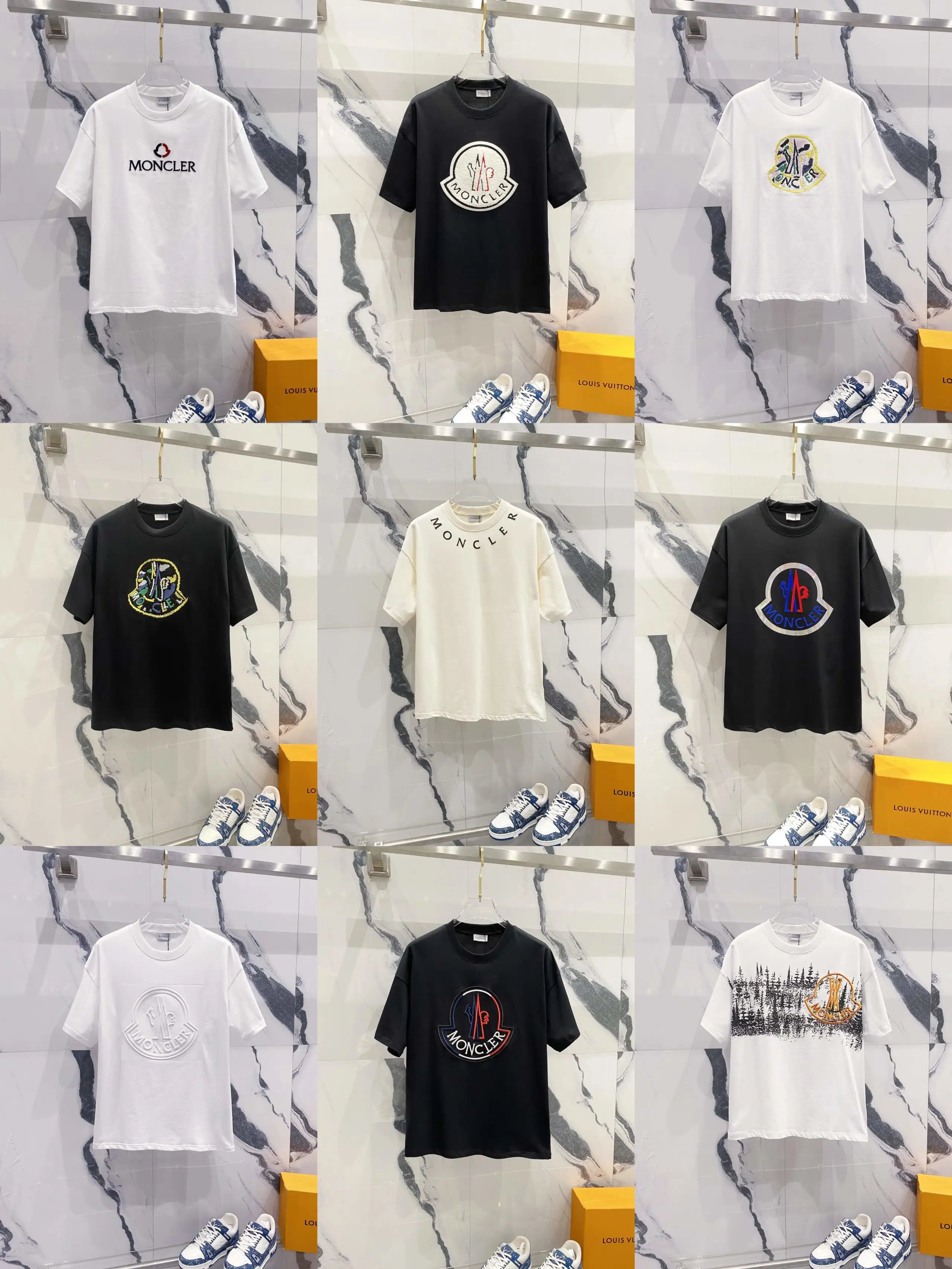 Moncler Graphic Print Cotton T-Shirt Multicolor