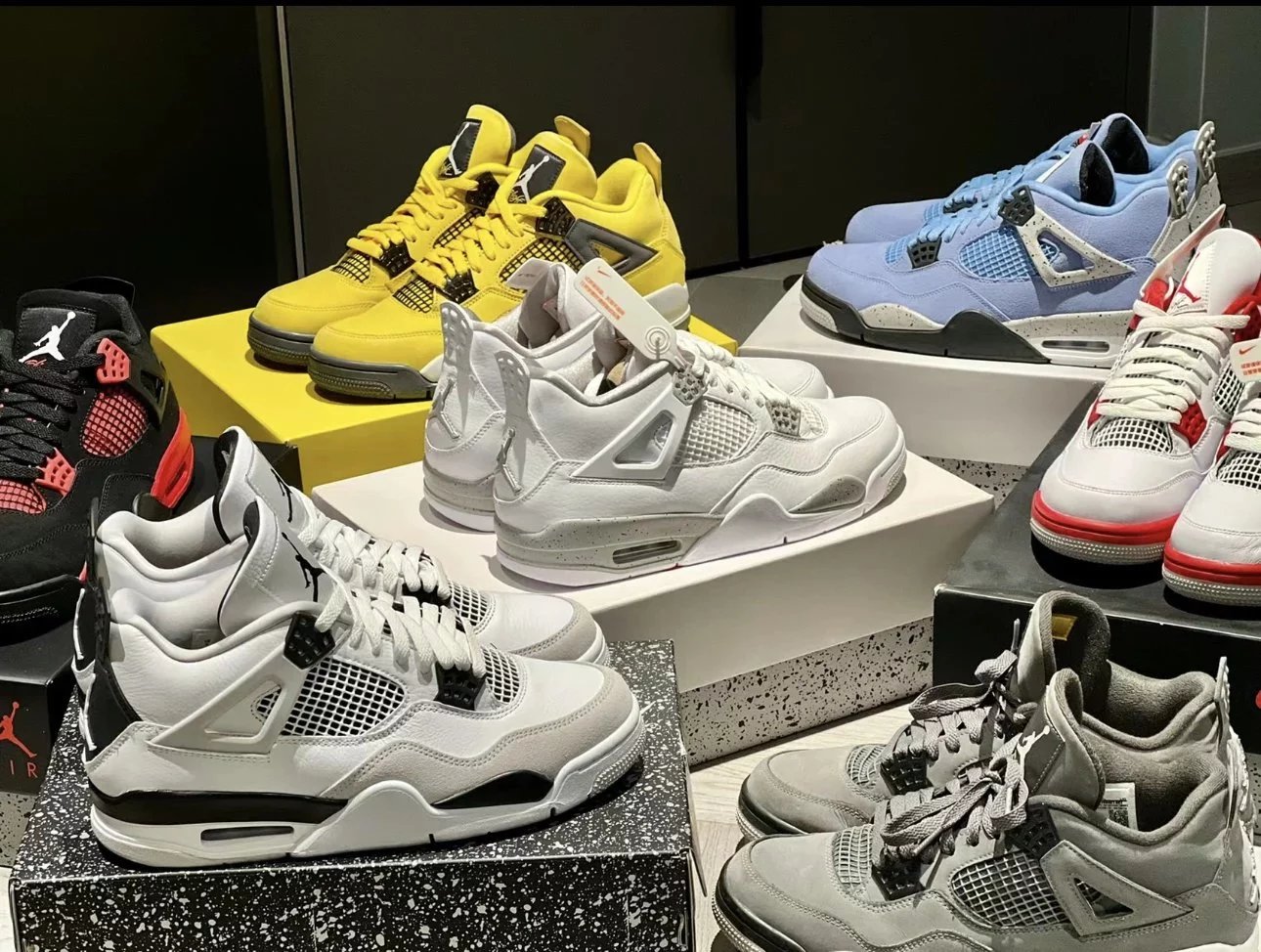 Jordan Air Jordan 4 Retro Chunky Basketball Sneakers Multicolor