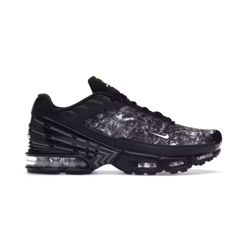 Nike Air Max Plus 3 Chunky Sneakers Black and White