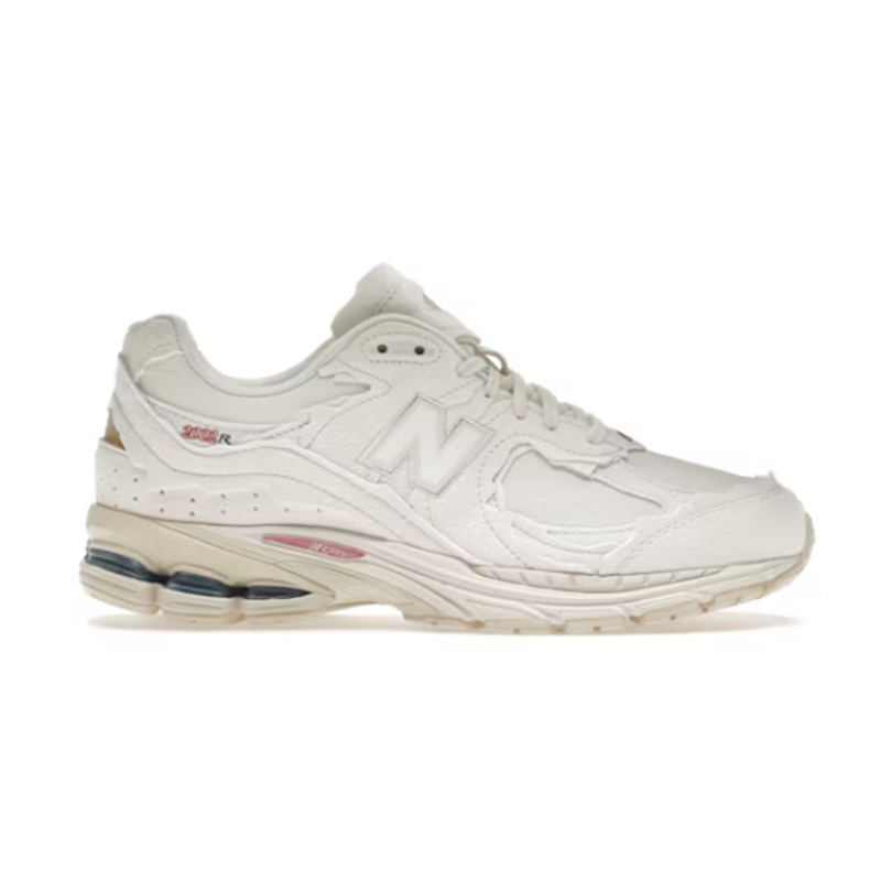 New Balance NB 2002R Protection Pack Chunky Sneakers White