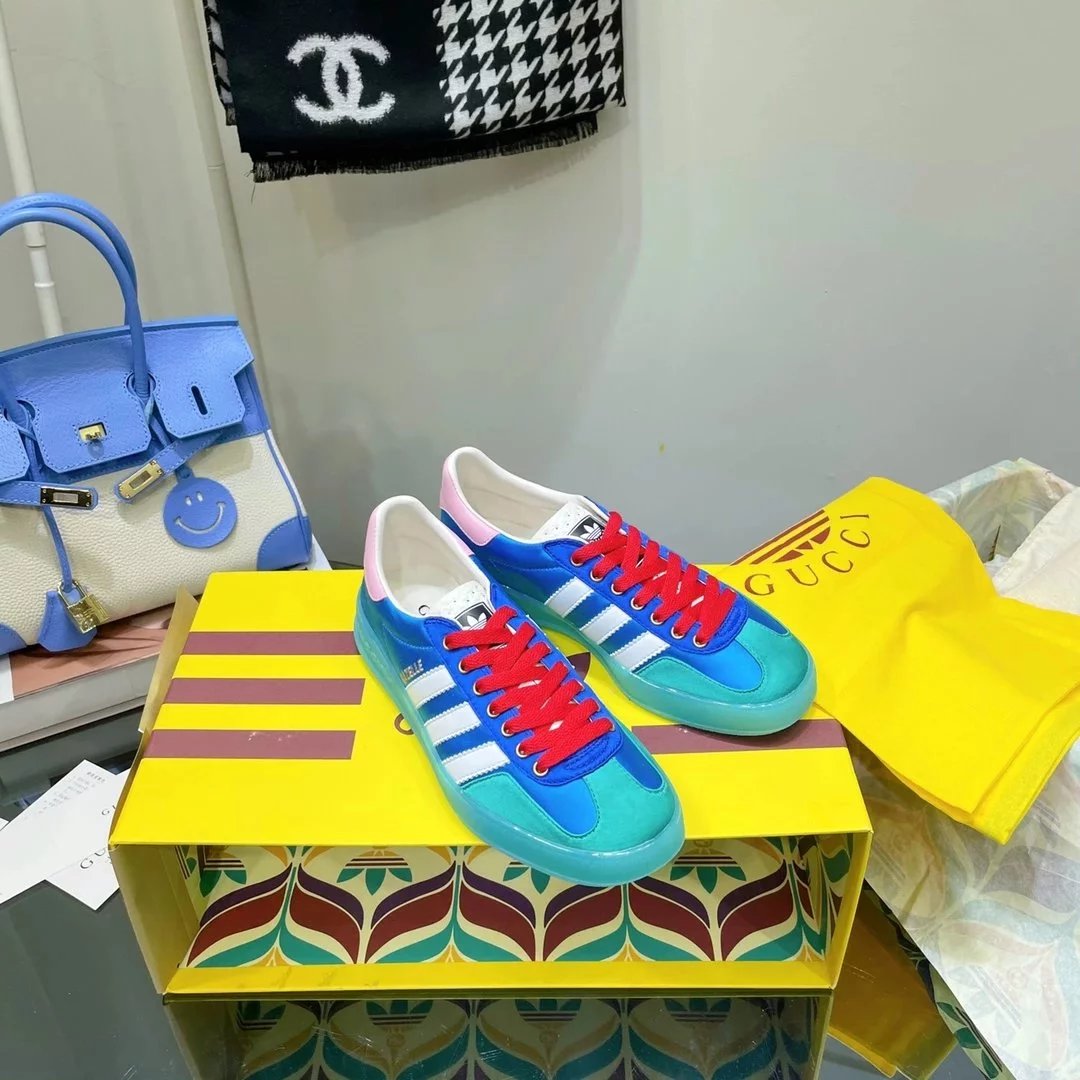 Fashionable sneakers 1